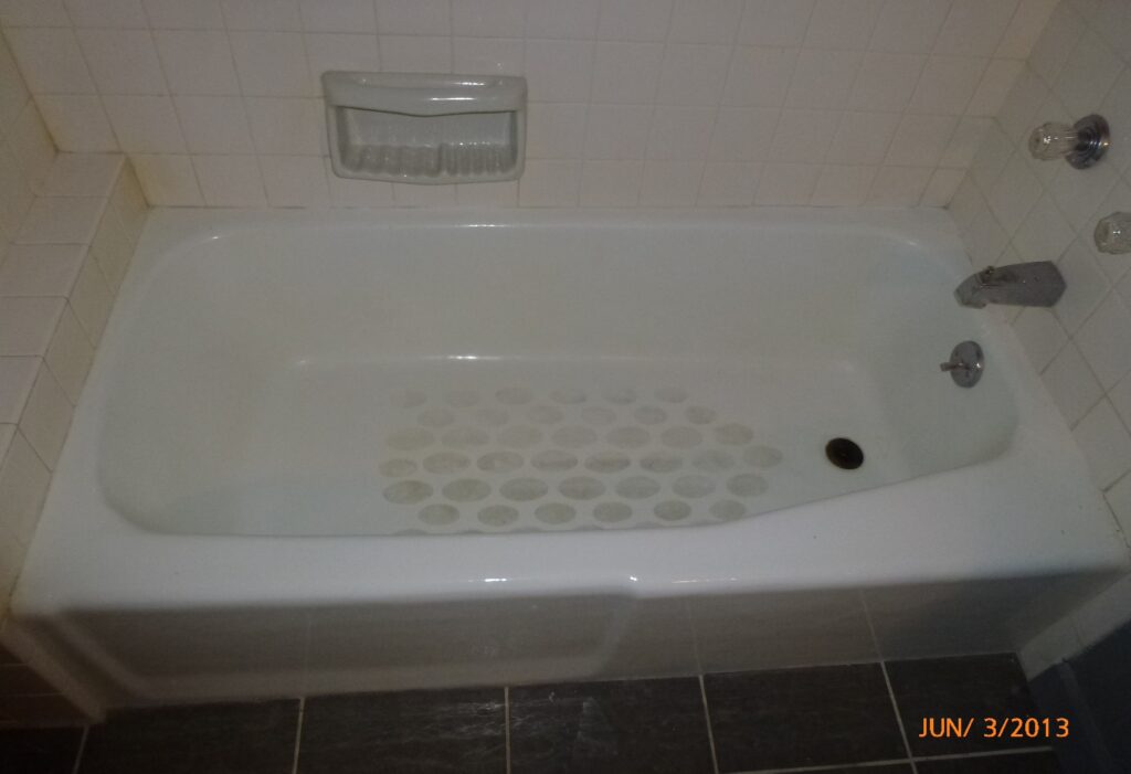 Bathtub before refinishing
